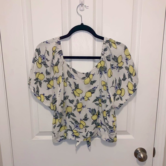 Lemon Patterned Blouse - Picture 2 of 2